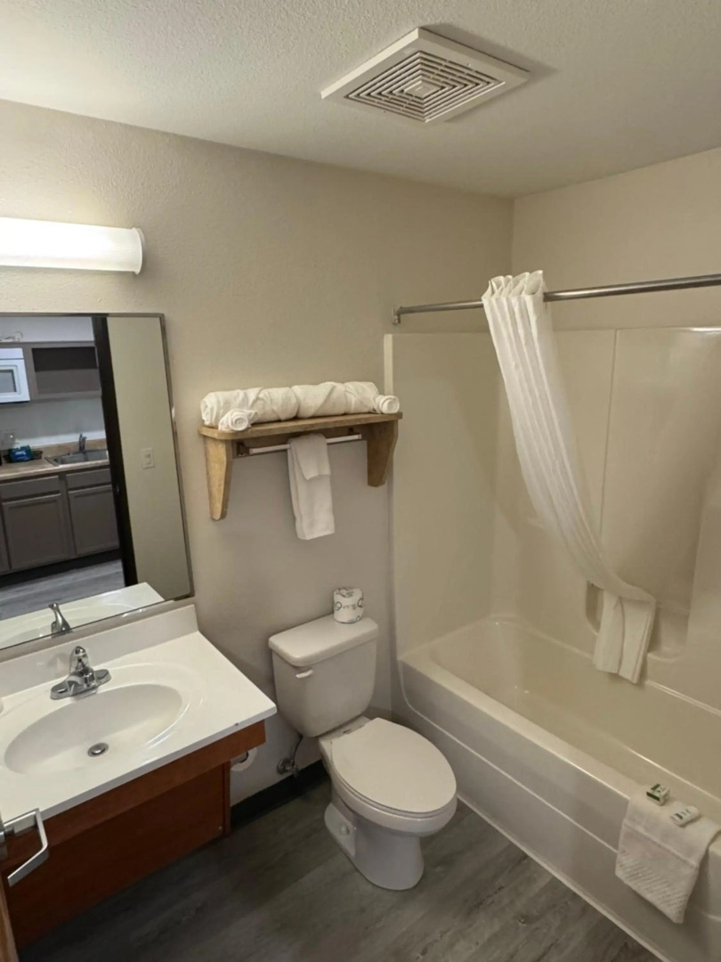 Baymont by Wyndham Dickinson