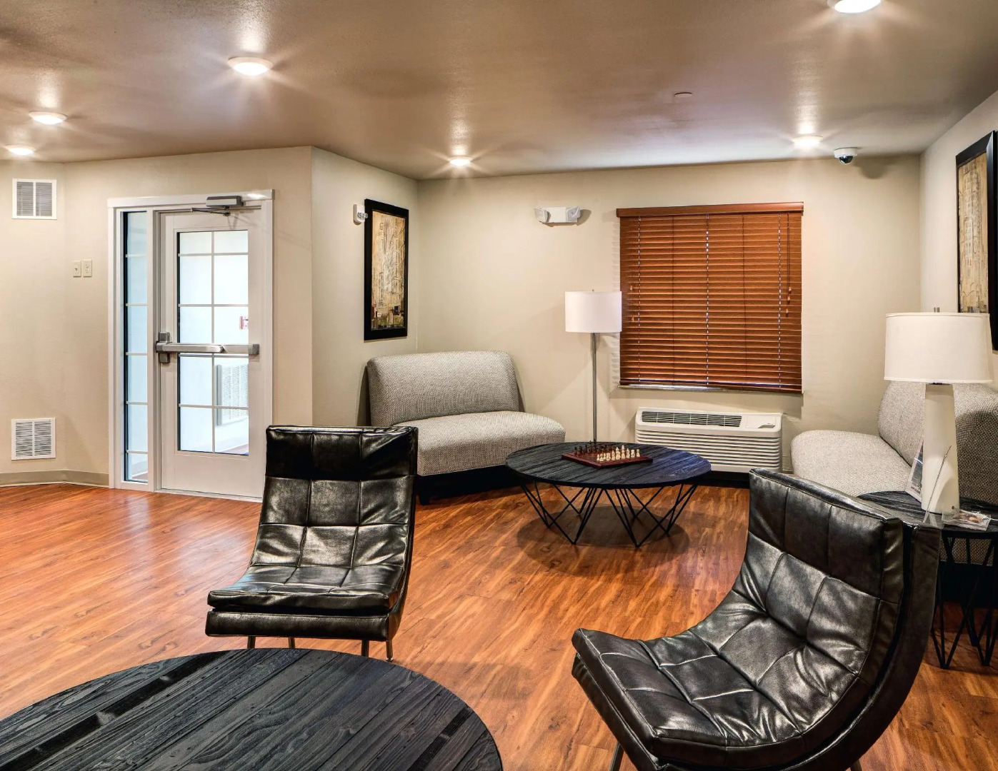 WoodSpring Suites Columbus NE I-270 Airport