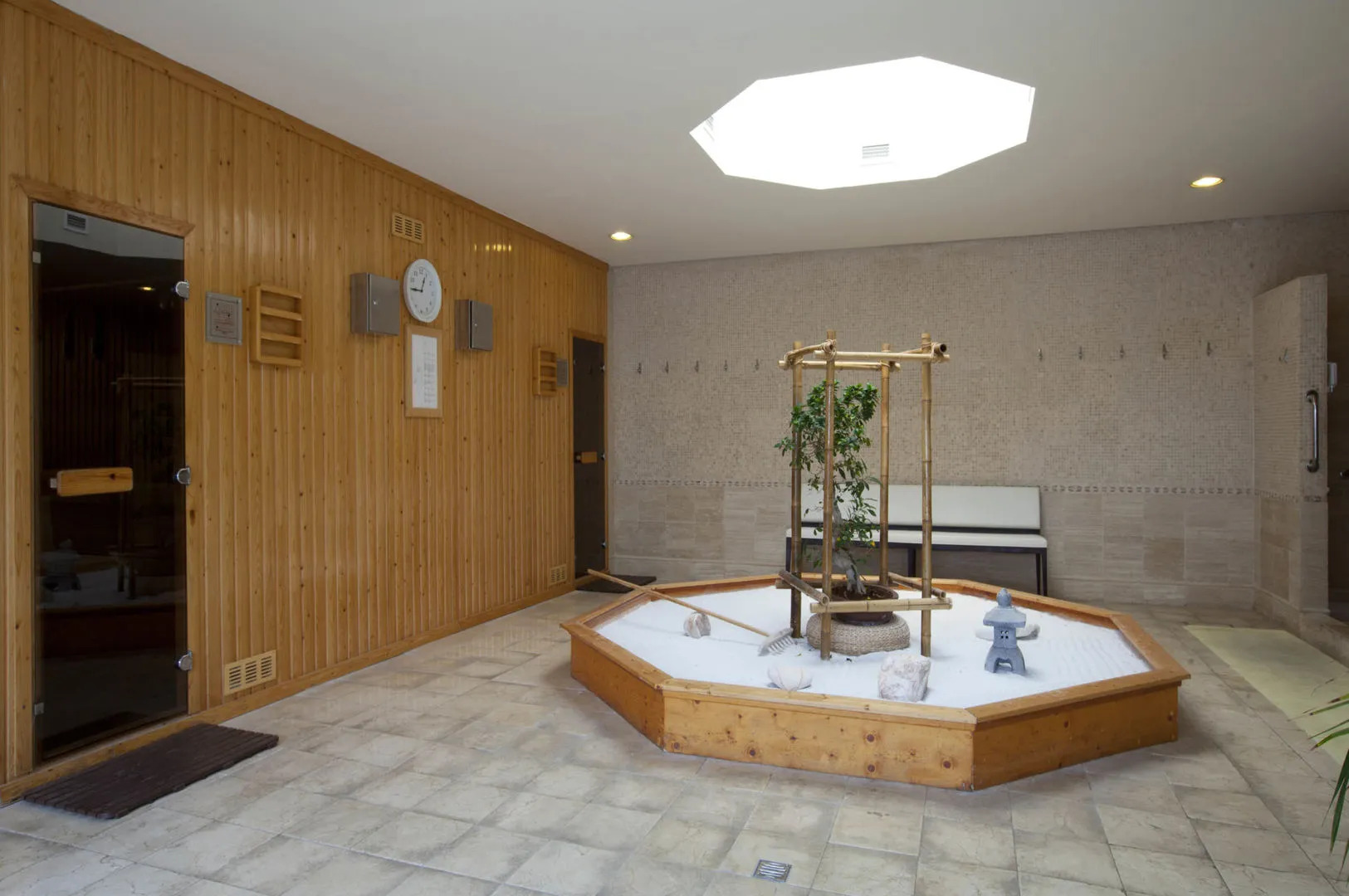 Impressive Playa Granada Golf