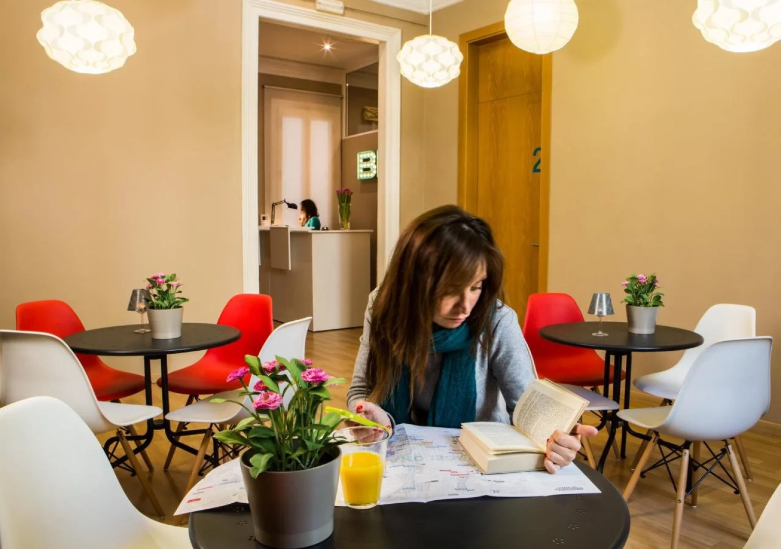 Born Barcelona Hostel