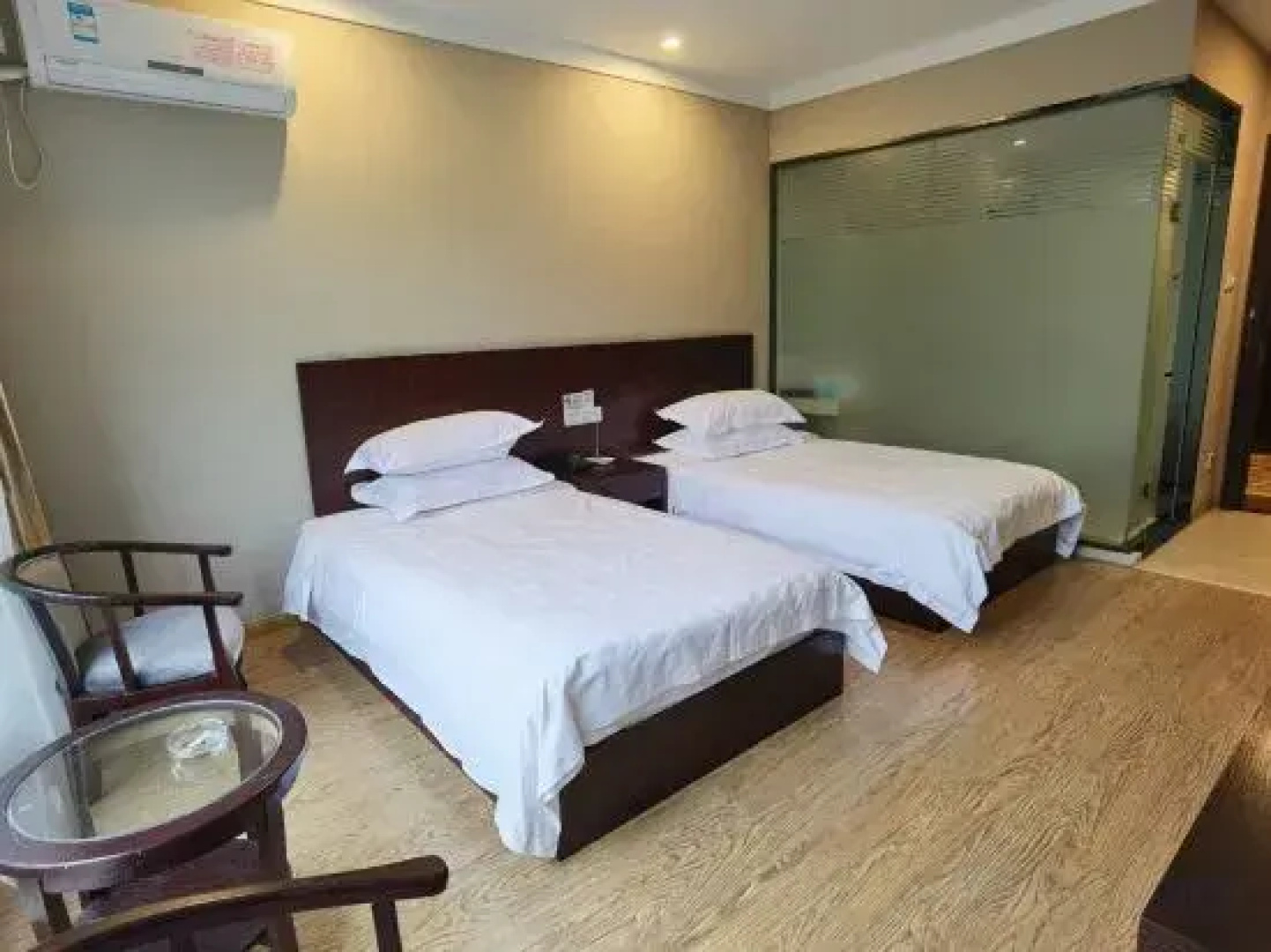 Ruihe Hotel in Lucheng City