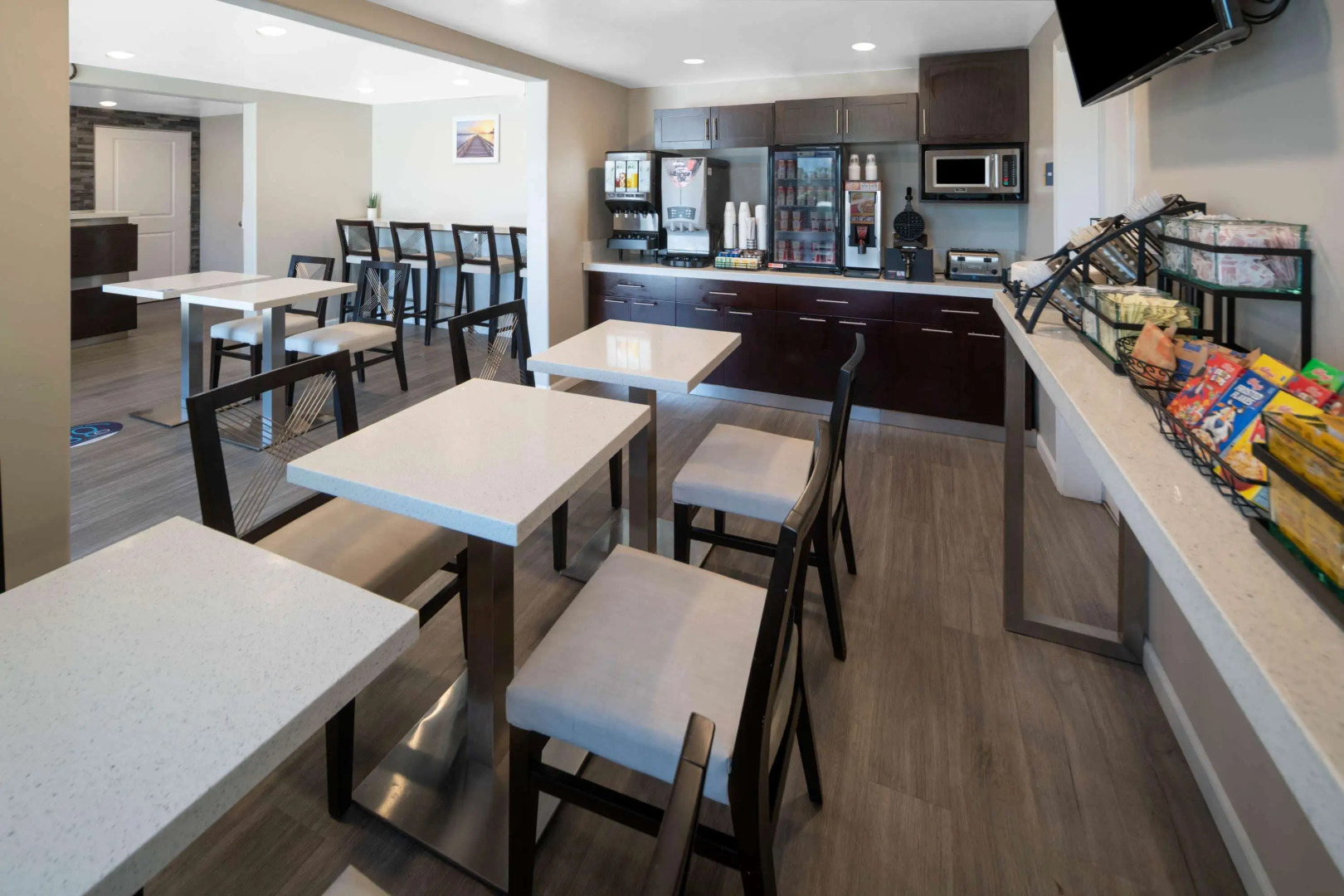 Days Inn by Wyndham Galt/Elk Grove South