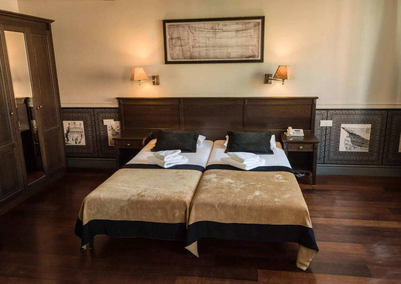 Hotel Holland House Old Town