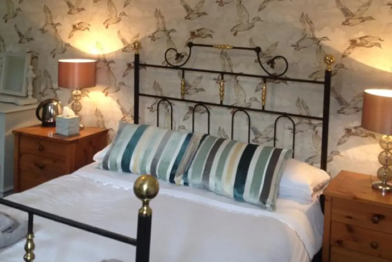 The Old Millhouse Inn