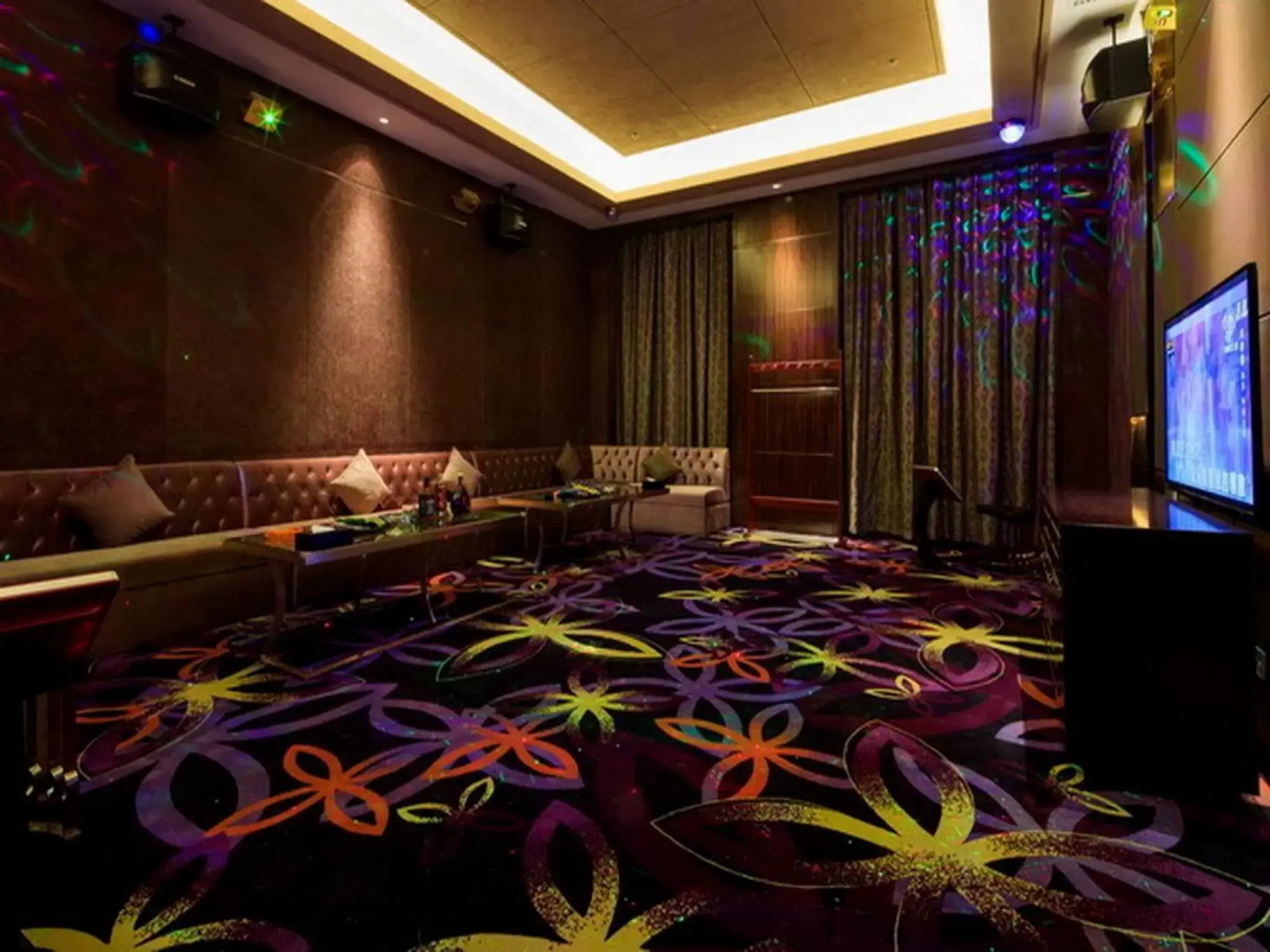 Jianguo Hotspring Hotel