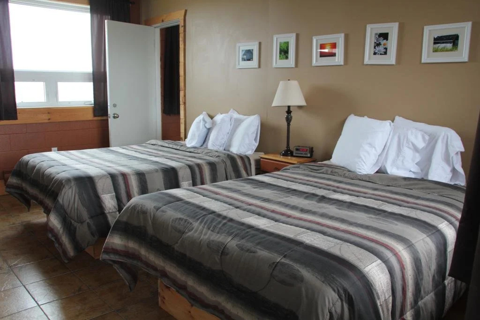 Mavillette Beach Lodge and RV Park