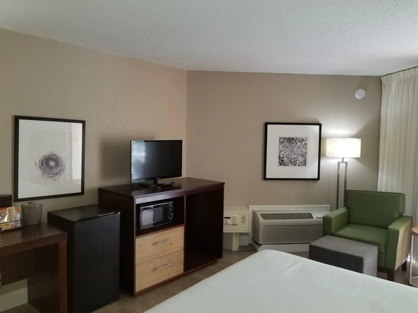 Stayable Select Gainesville