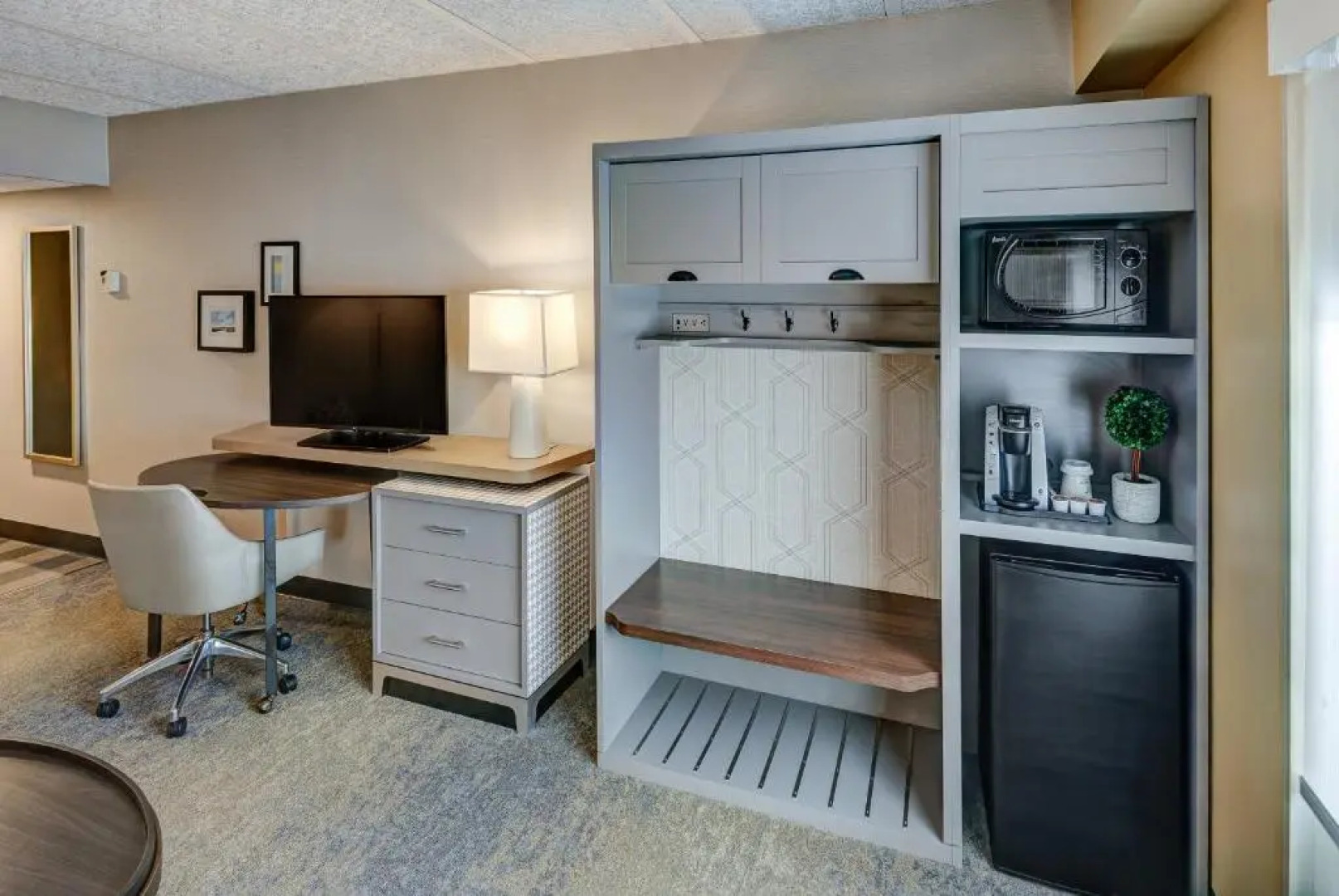 Holiday Inn East Windsor by IHG