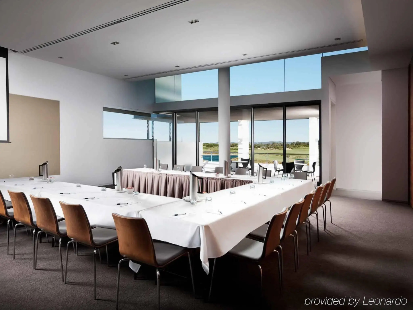 Pullman Magenta Shores Resort