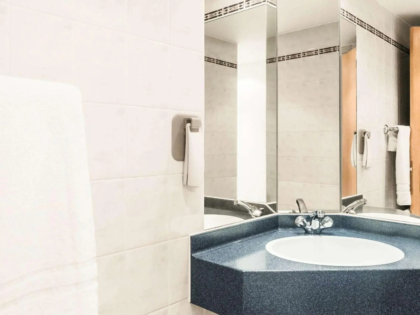 Ibis Bradford Shipley