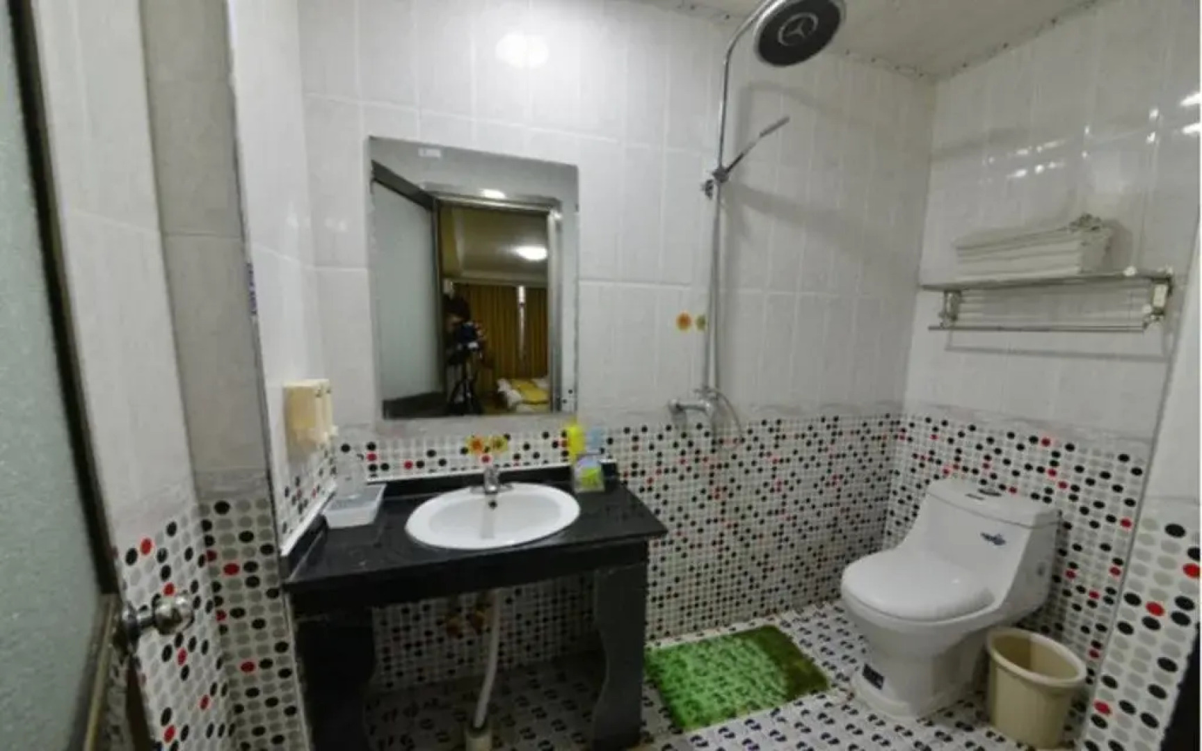 Yimengshan Business Inn