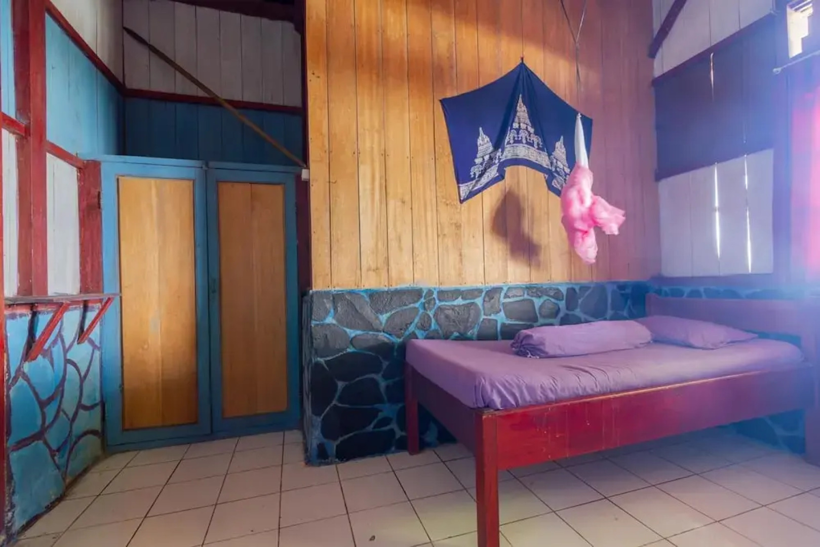 Krui Surf Camp Hotel Mutiara Alam Zandino