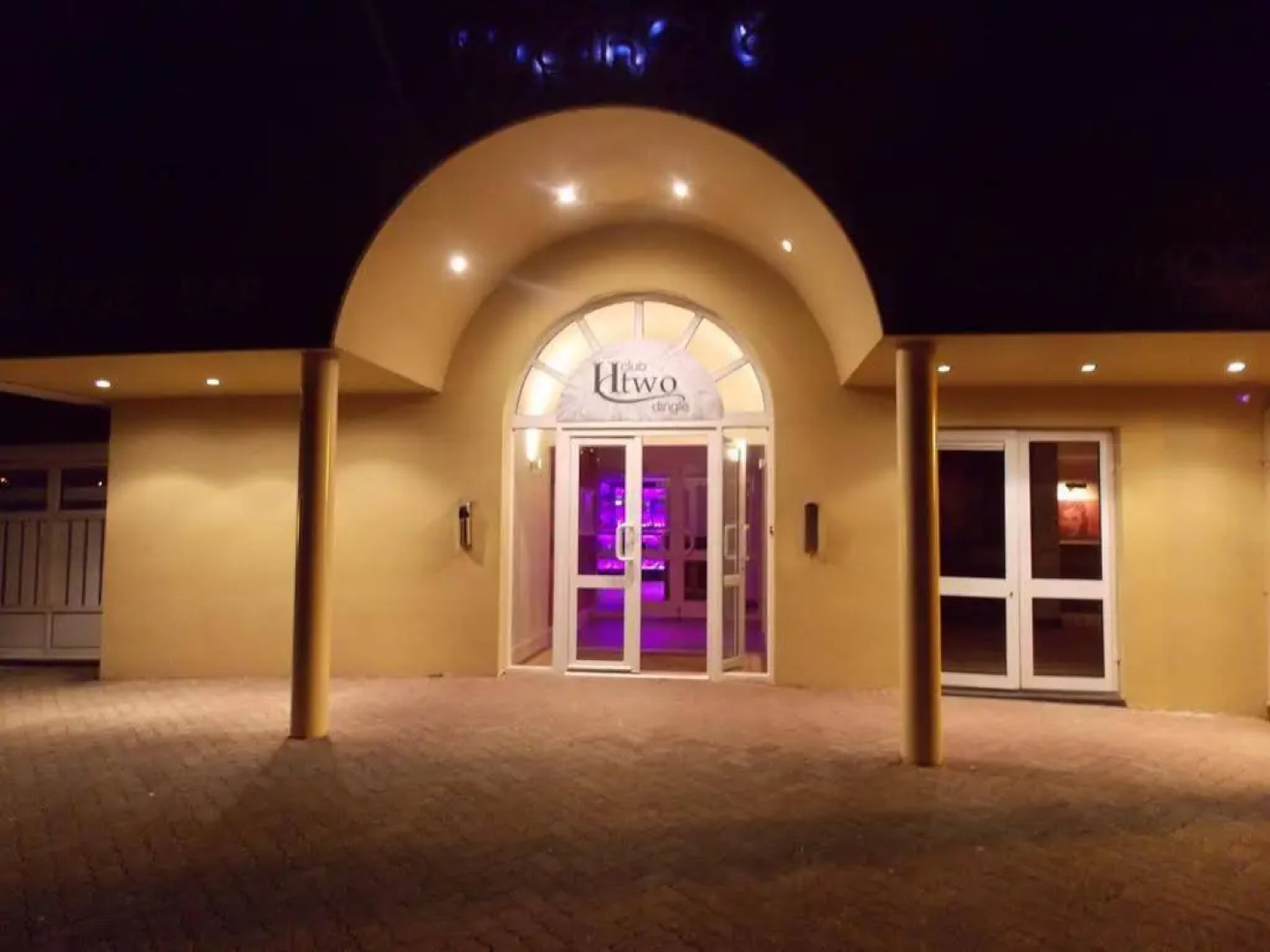 Hillgrove Accommodation & Nightclub