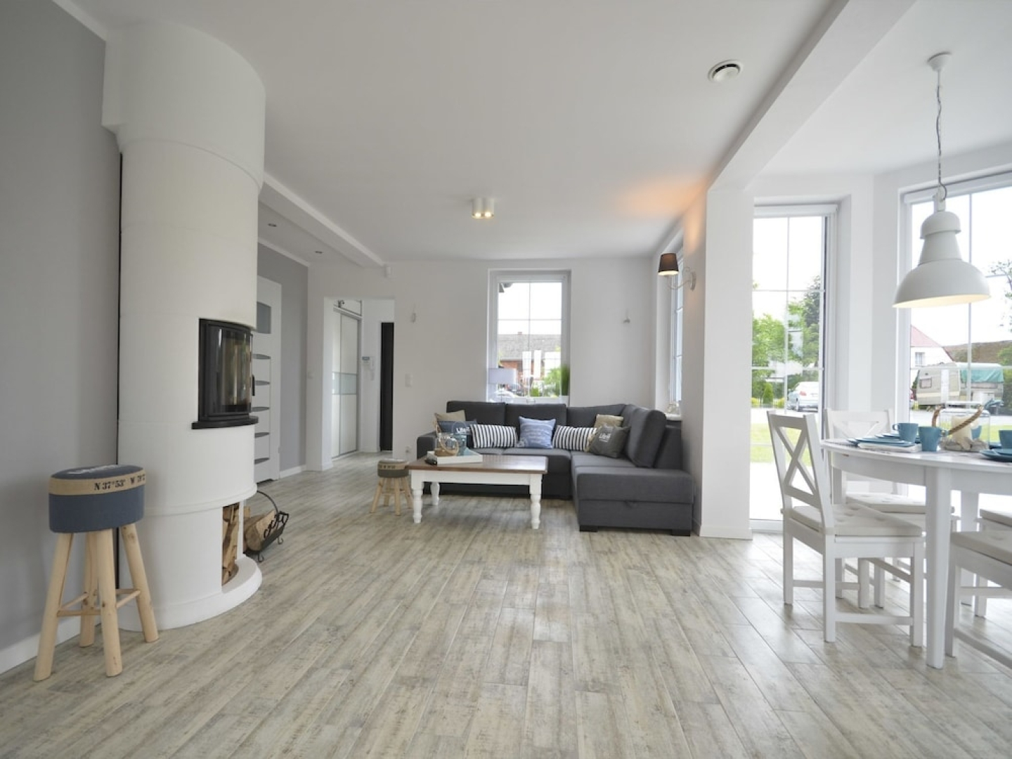 A Luxury Villa in a Seaside Village.living Room, 2 Bedrooms, 2 Bathrooms, Garden