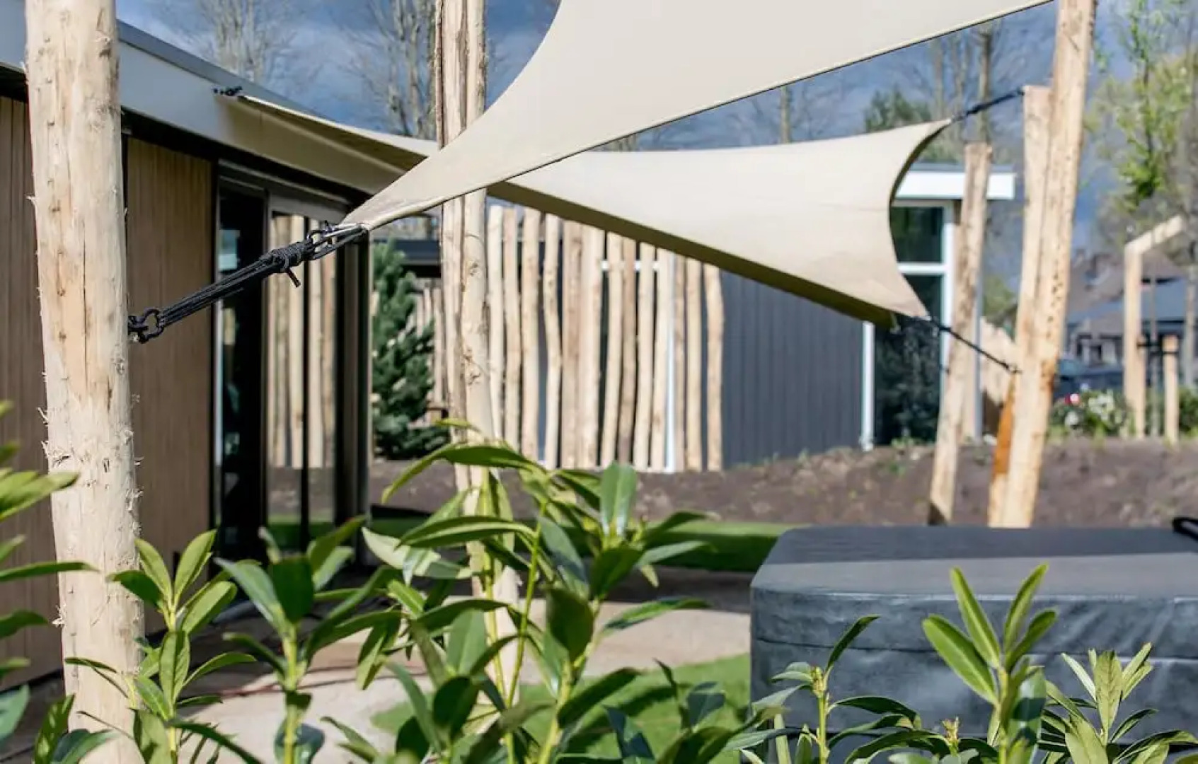 Stunning Home in Voorthuizen With Jacuzzi, Wifi and 2 Bedrooms