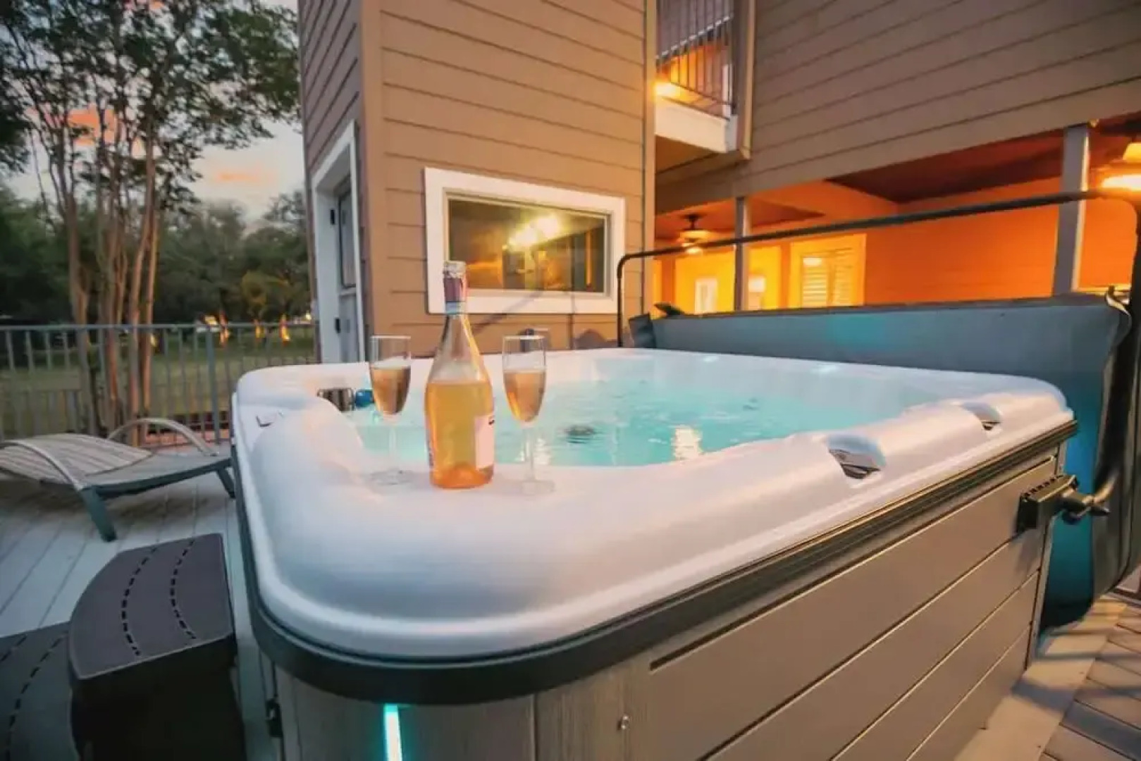 Luxury on Lake LBJ With Hot Tub Firepit & Boat Slip