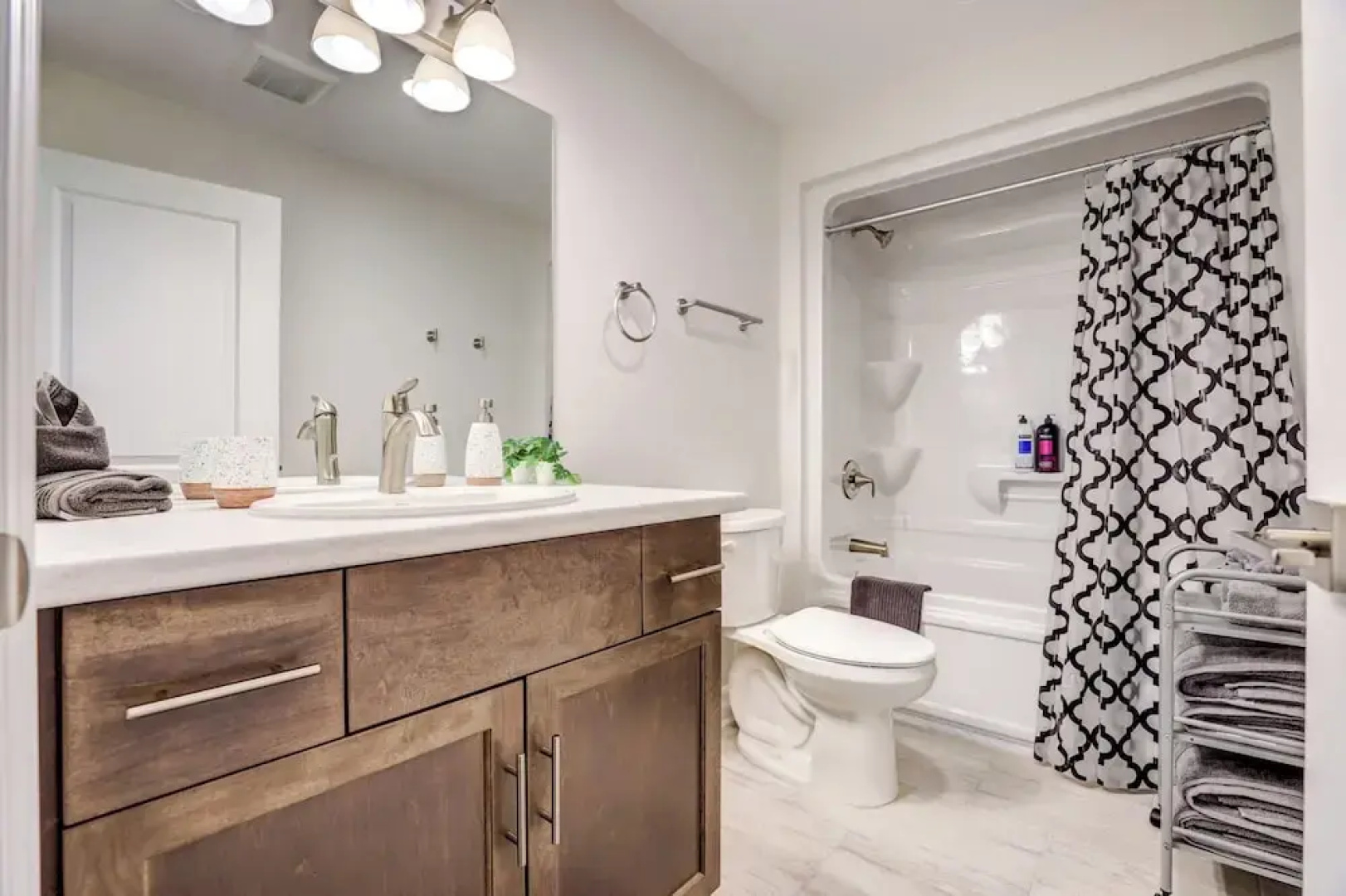 GLOBALSTAY 4Bd Basement Port Elgin Beach