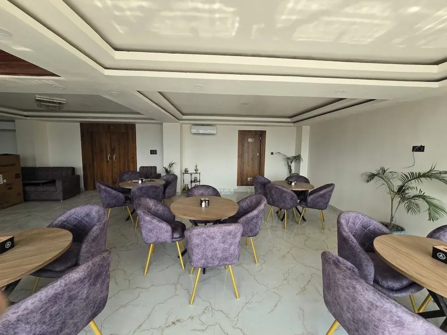 Hotel Kavaana Bardibas