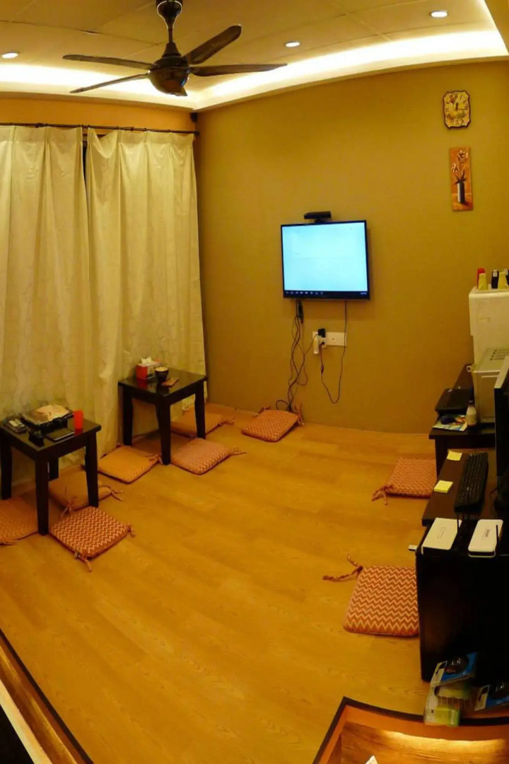 Hotel O V Stay Guesthouse