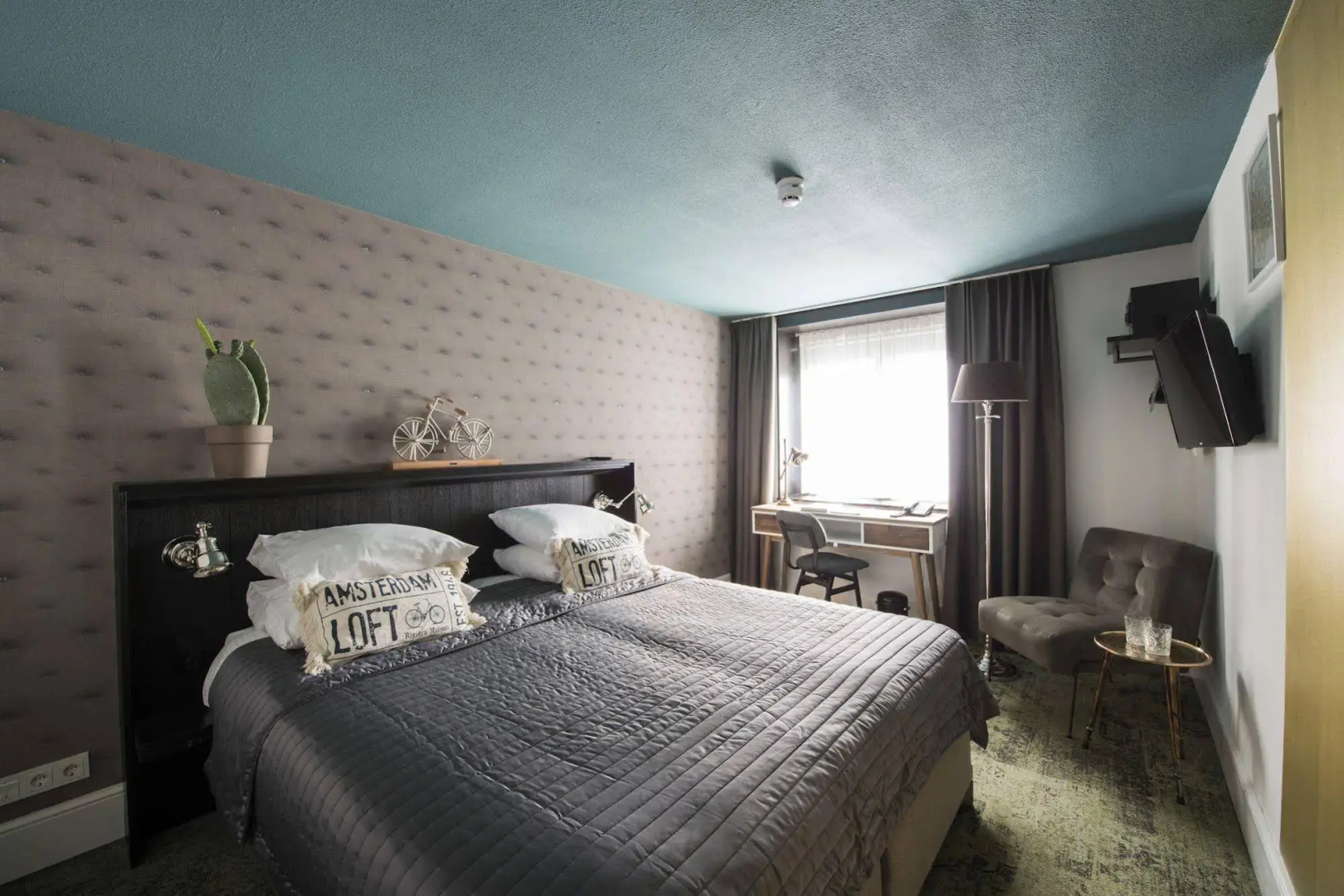 S&A Vondel Park Hotel