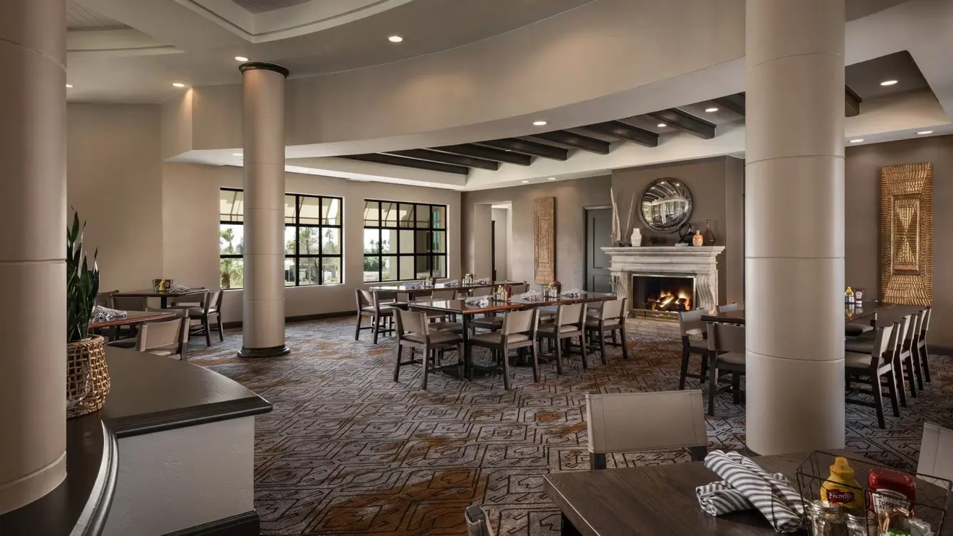 The Canyon Suites at The Phoenician, Luxury Collection