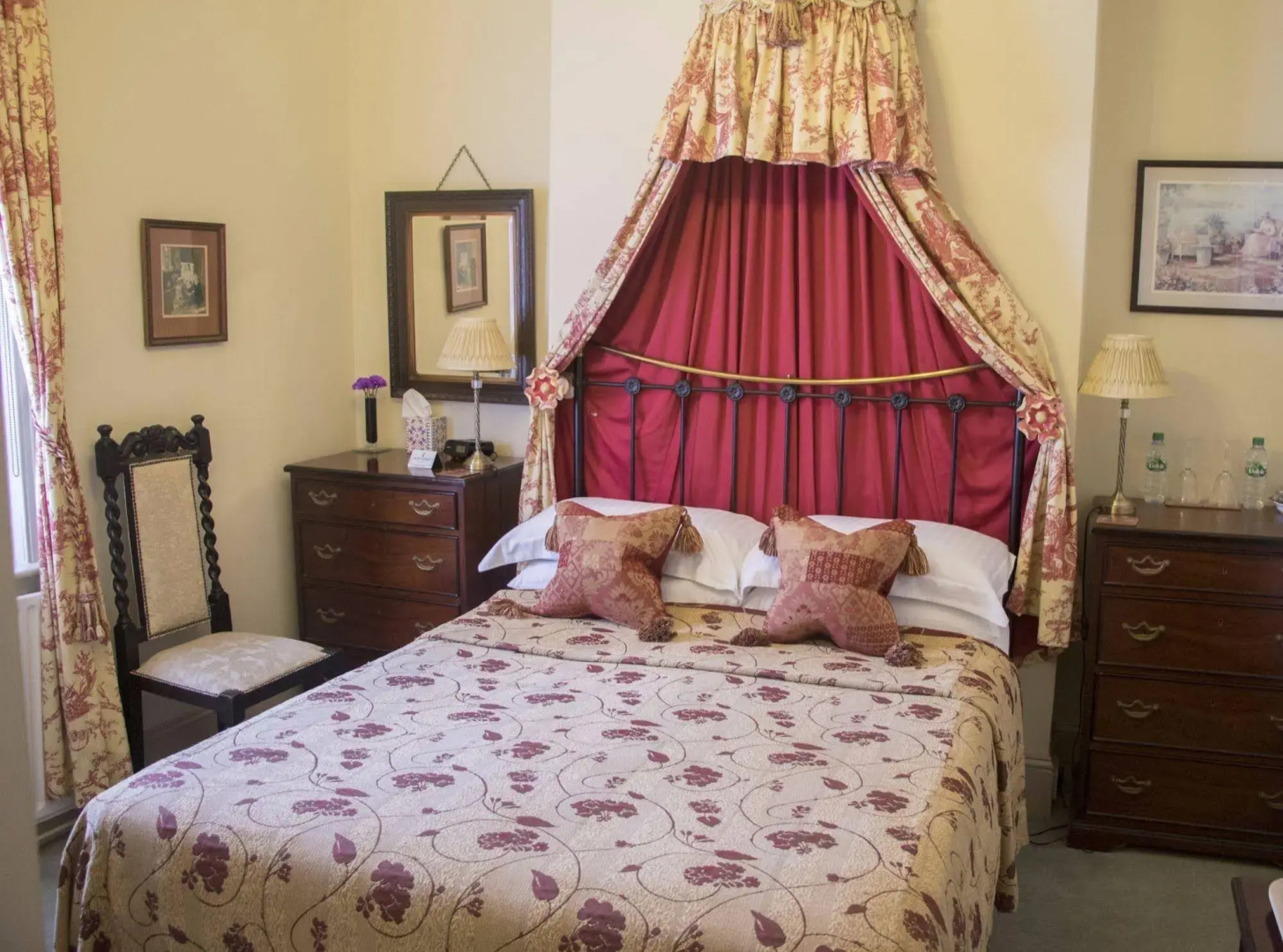 Albert & Victoria Guest House