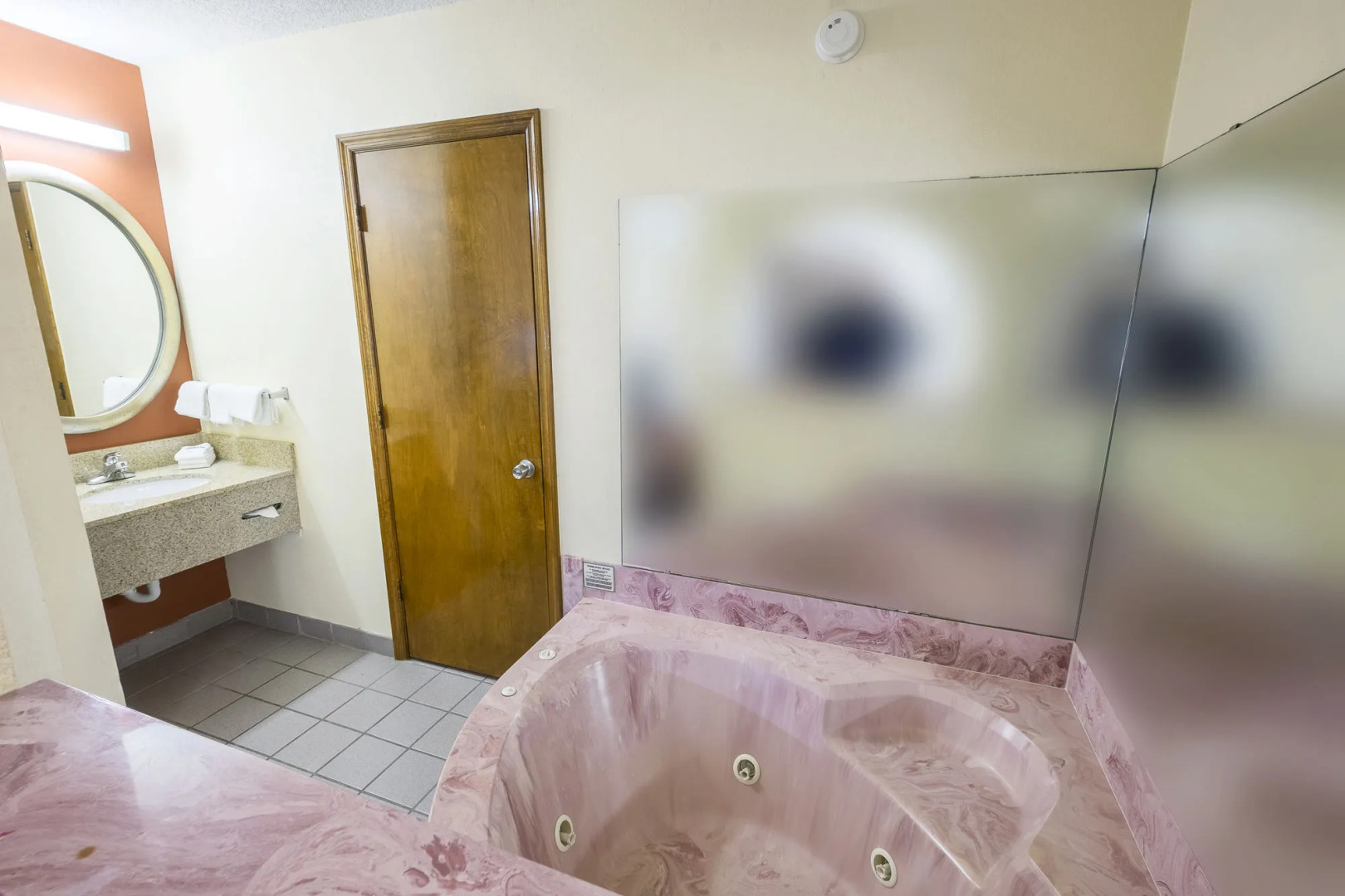 Red Roof Inn Clarksville