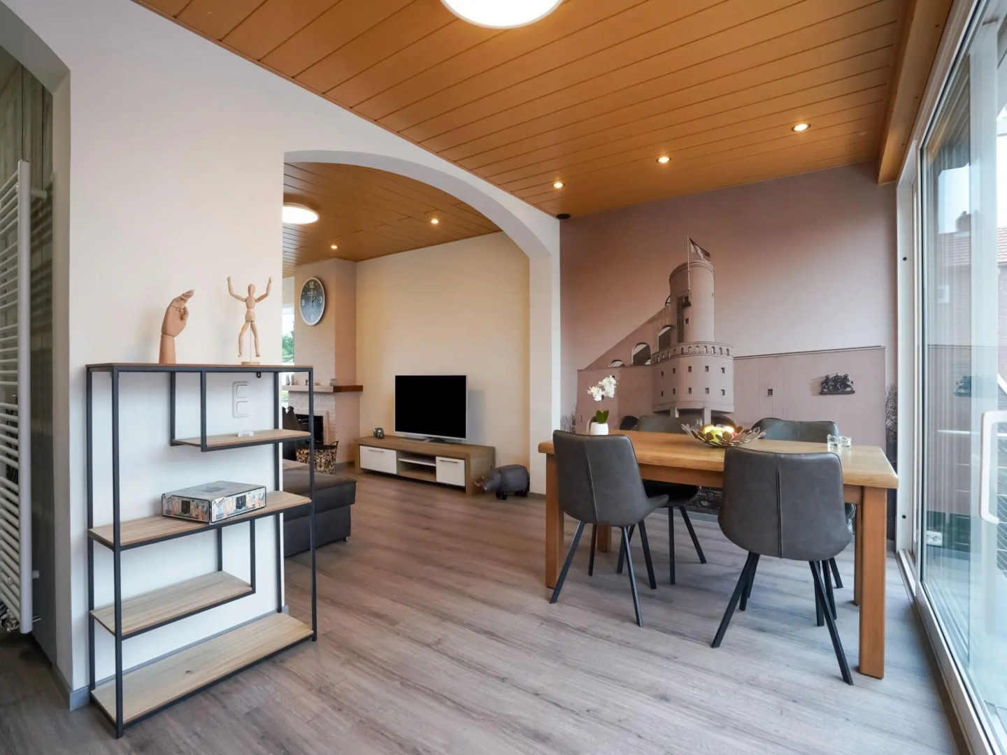 Stay With Garden, Limburg