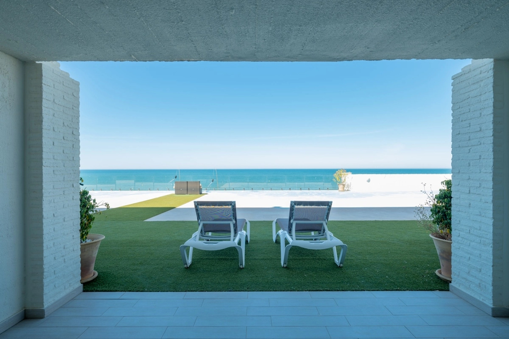 On Hotels Oceanfront - Adults Only