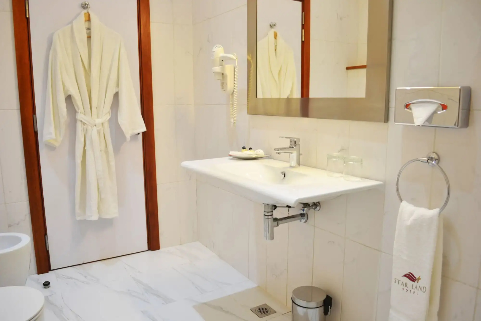 Star Land Hotel Bonapriso