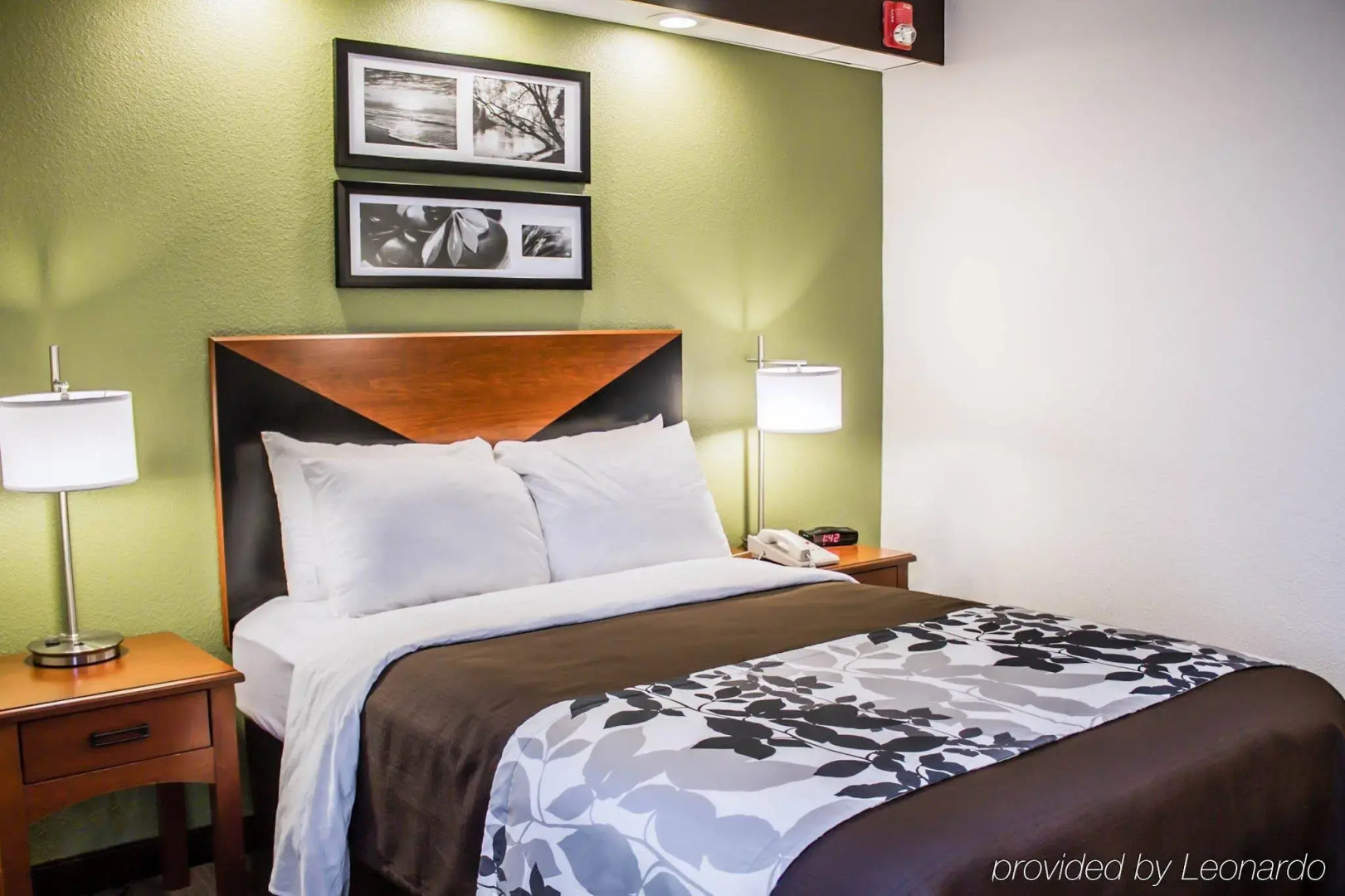 Sleep Inn & Suites Cross Lanes - South Charleston