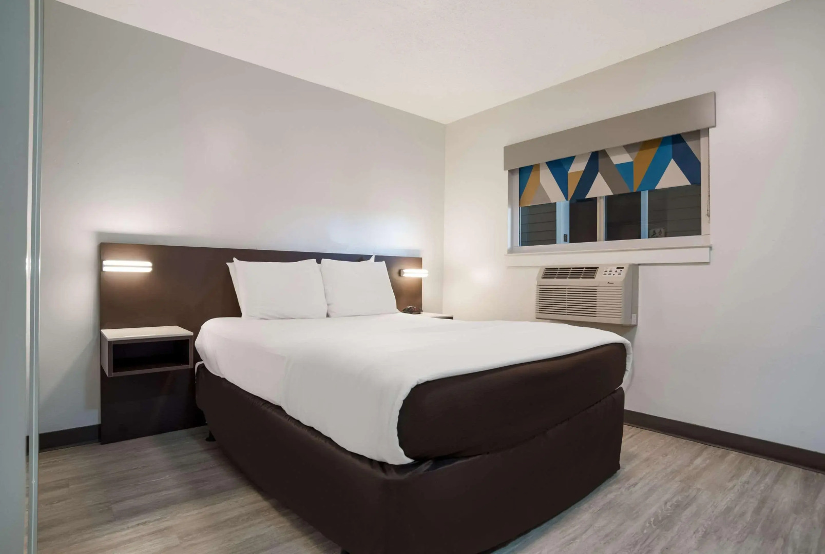 Suburban Studios Biloxi North Area