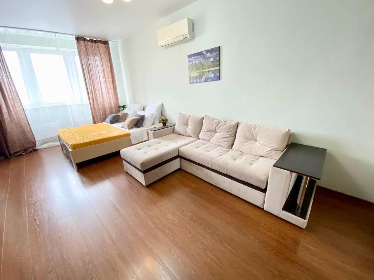 Sunny Days (Санни Дейз) на проспекте Октябрьский 1