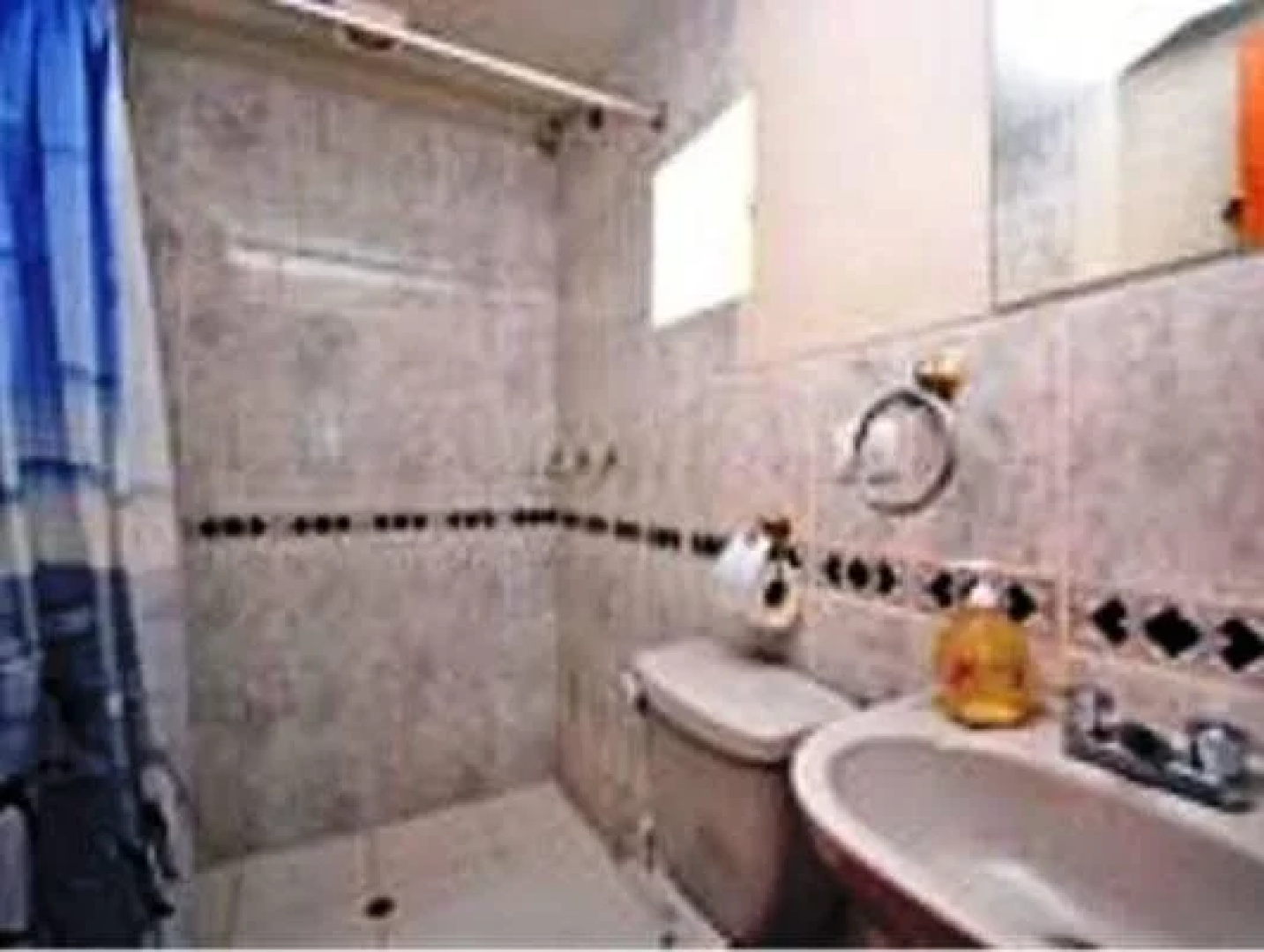 Apu Lodge B&B