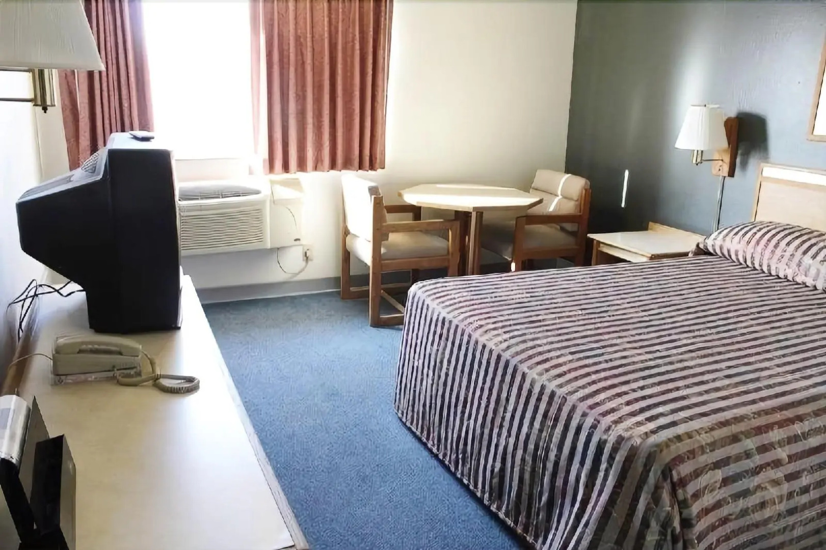 Colorado River Value Inn