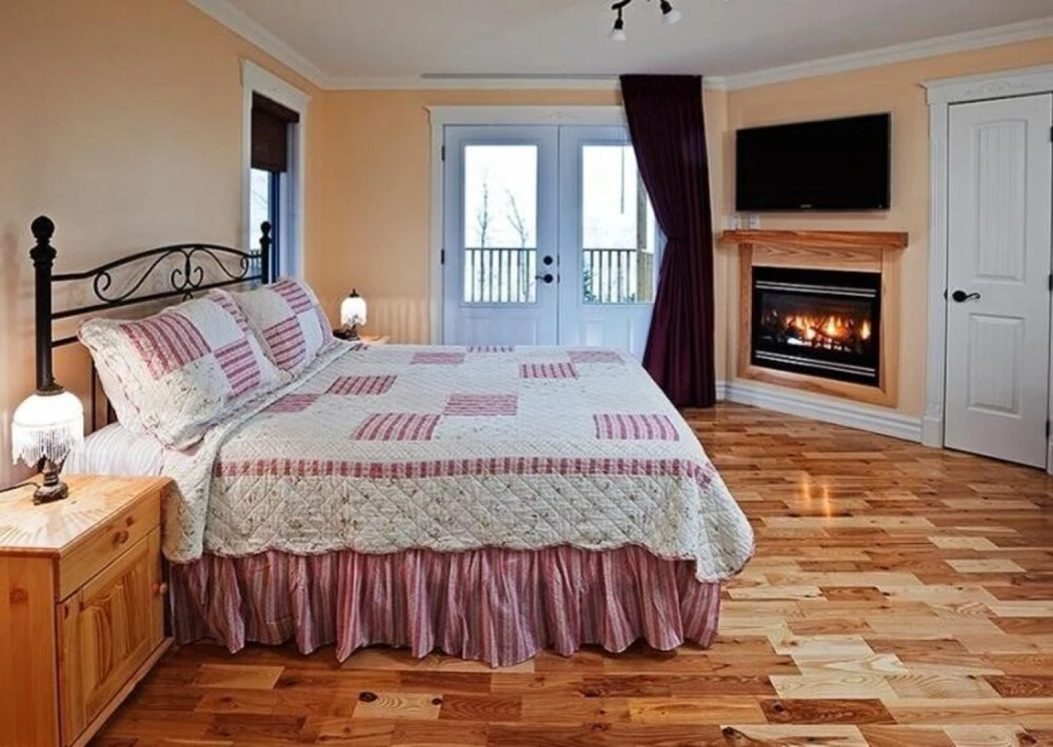 Chalet L'officier-1, spa et vue sur le Fleuve