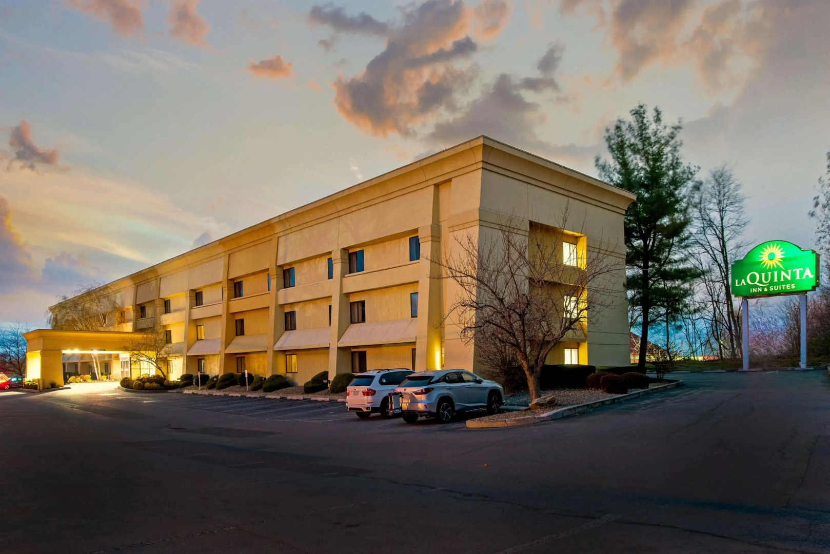 La Quinta Inn & Suites by Wyndham Harrisburg Airport Hershey
