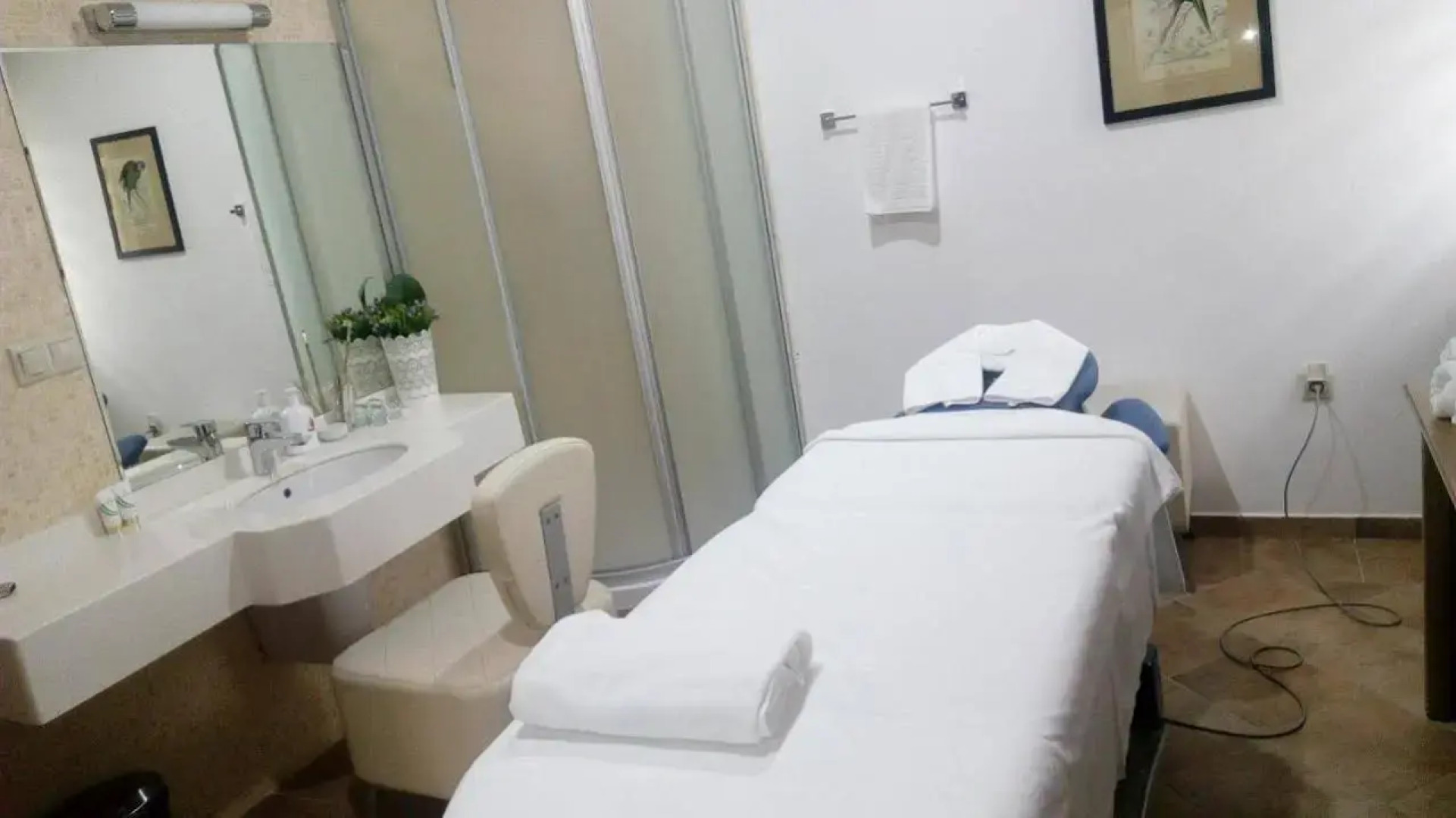 River inn Resort & SPA Nabran