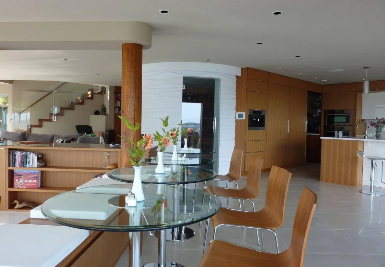 Pointhouse Suites On Sargeant Bay