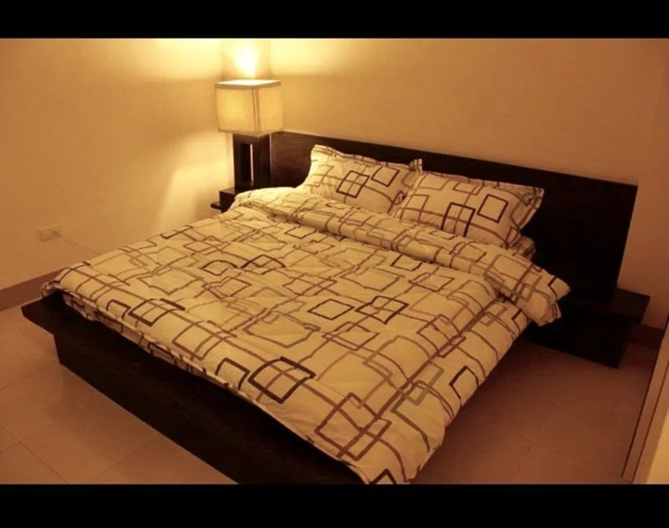 Monti's Place Dine & Bed