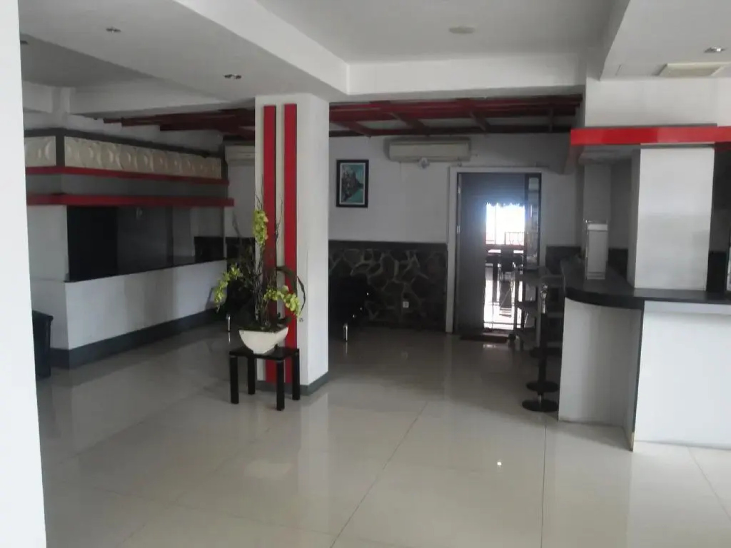 OYO 1318 Hotel Prince Boulevard