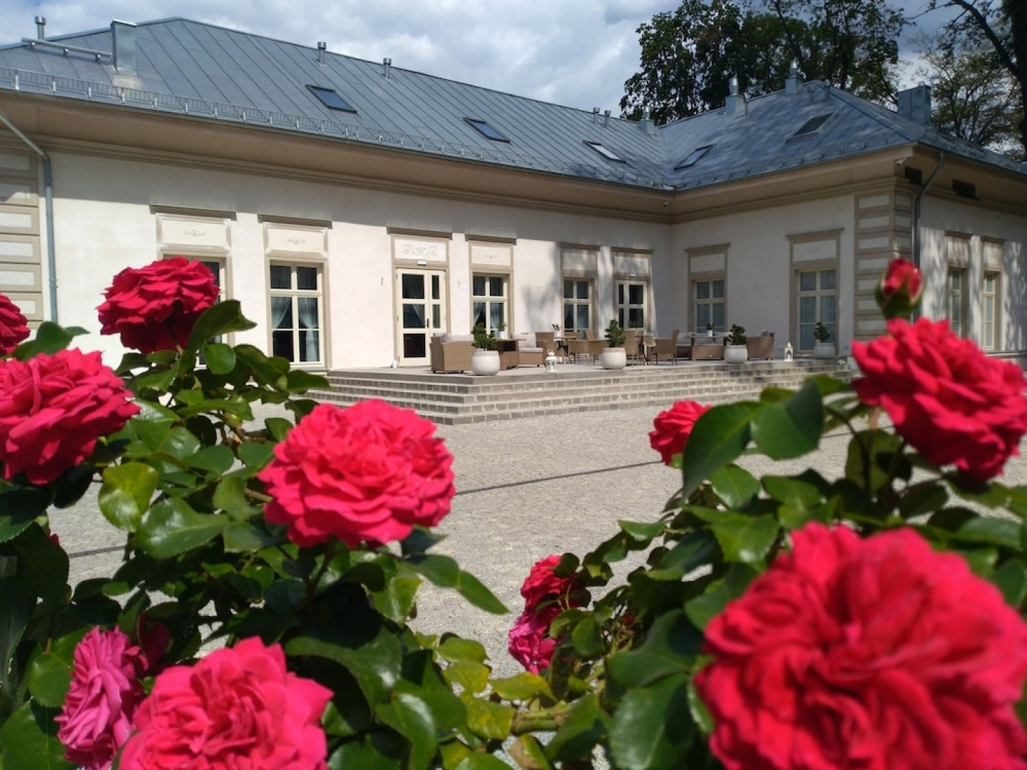 Zespol Palacowo-Parkowy w Dabrowce