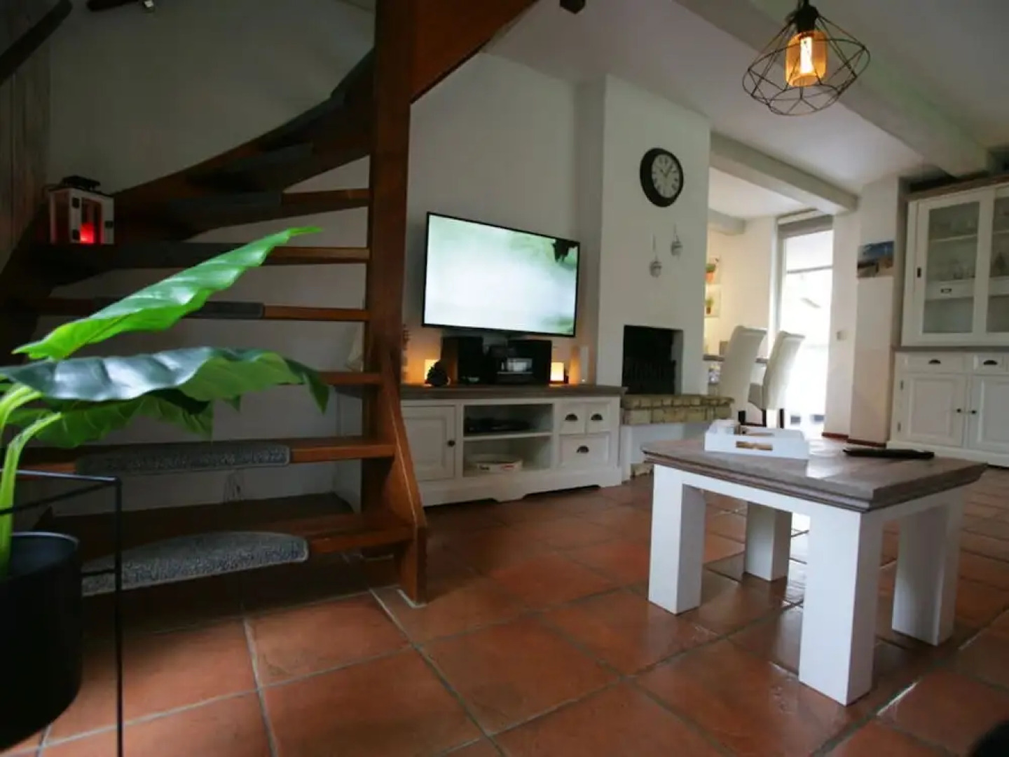 Korell 2 Modern Retreat