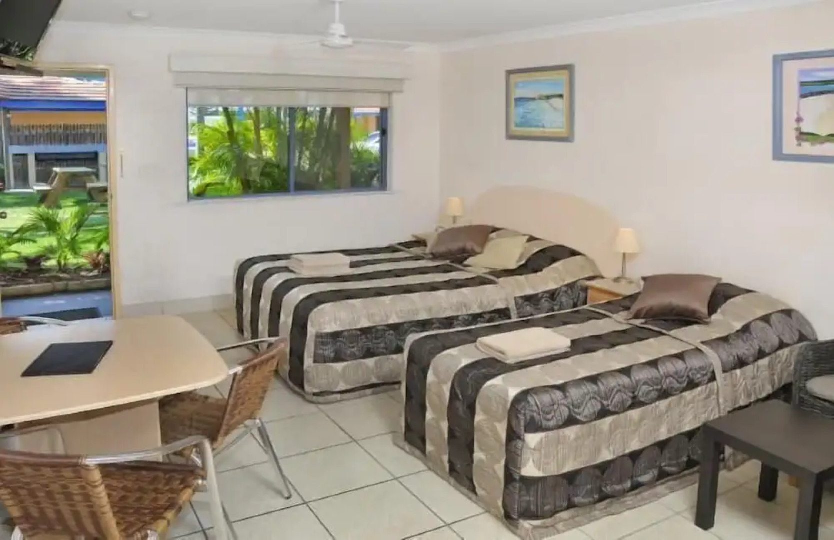 Yamba Twin Pines Motel