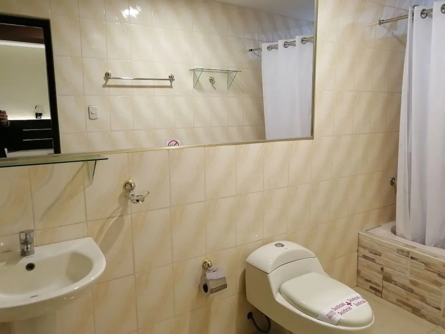 Terra Mistica Ciudad Del Lago Hotel