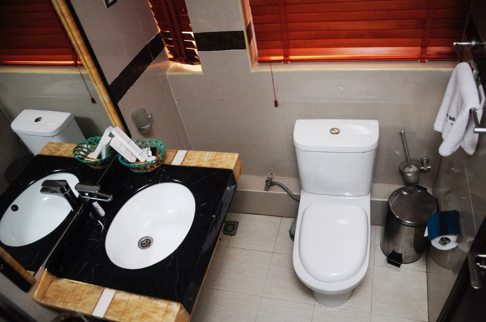 D'Palms Airport Hotel