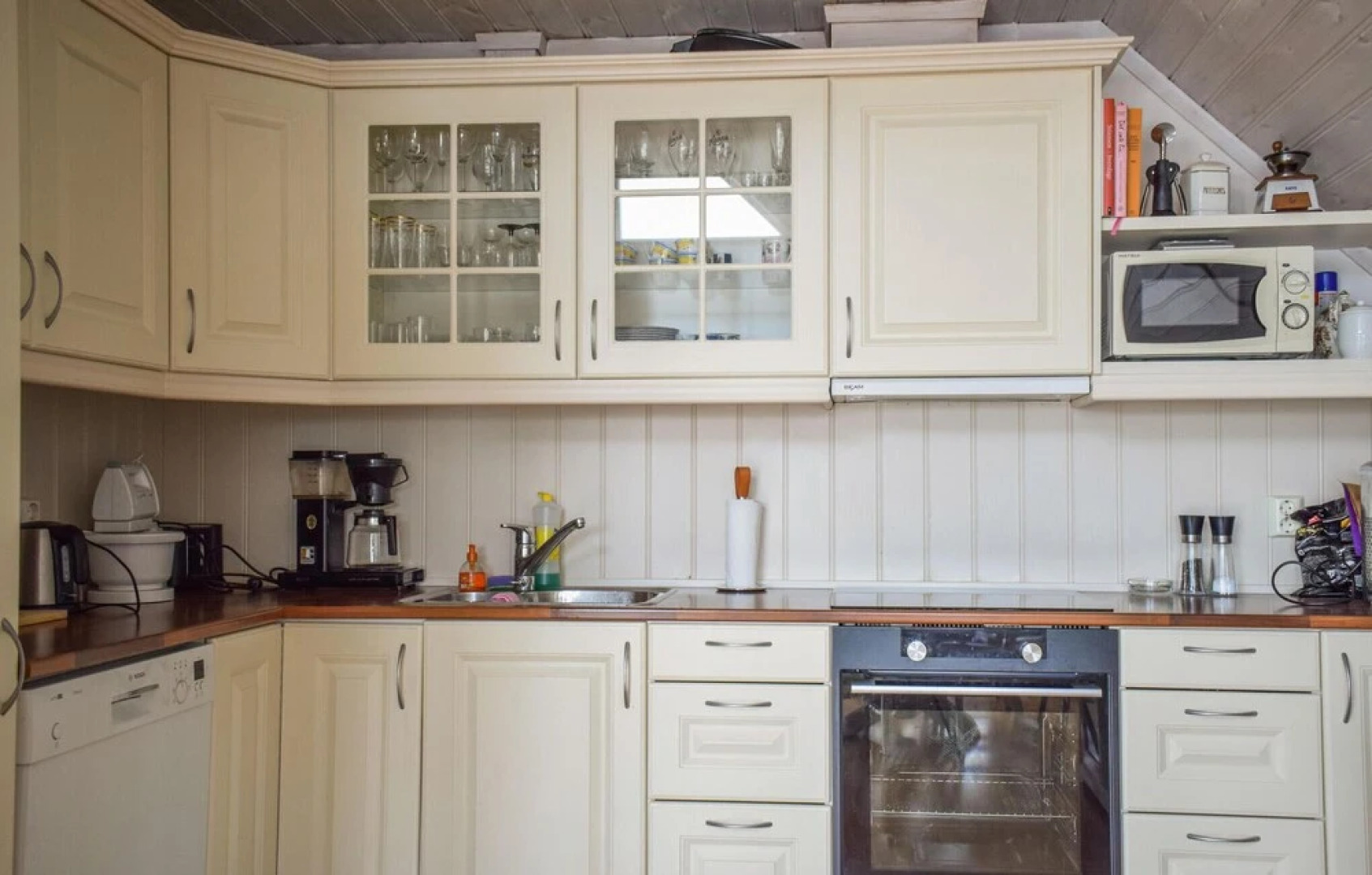 Amazing Home in Herdla With Wifi and 4 Bedrooms