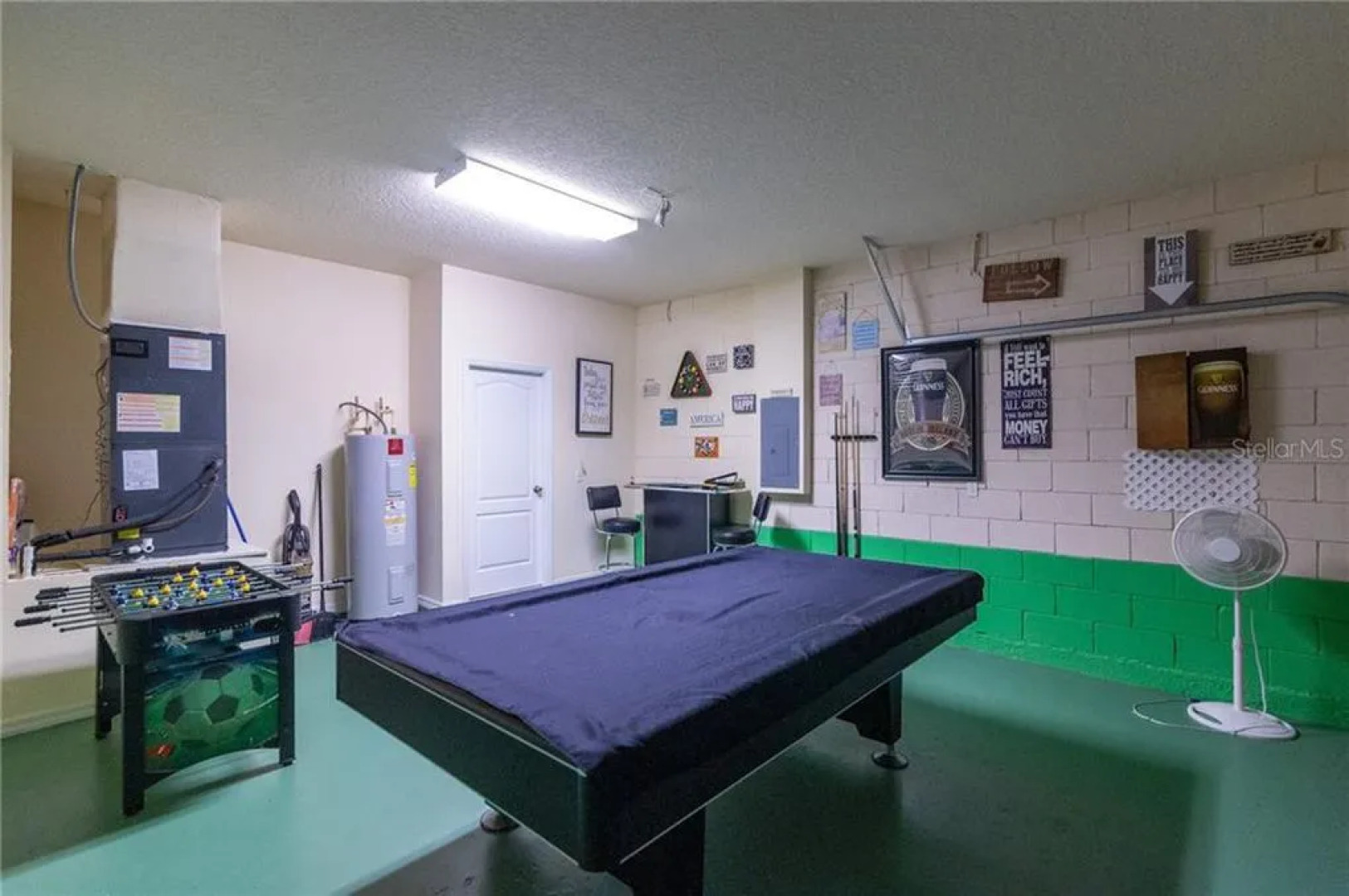 SR130SMW - 4 beds pool home - Close to all parks