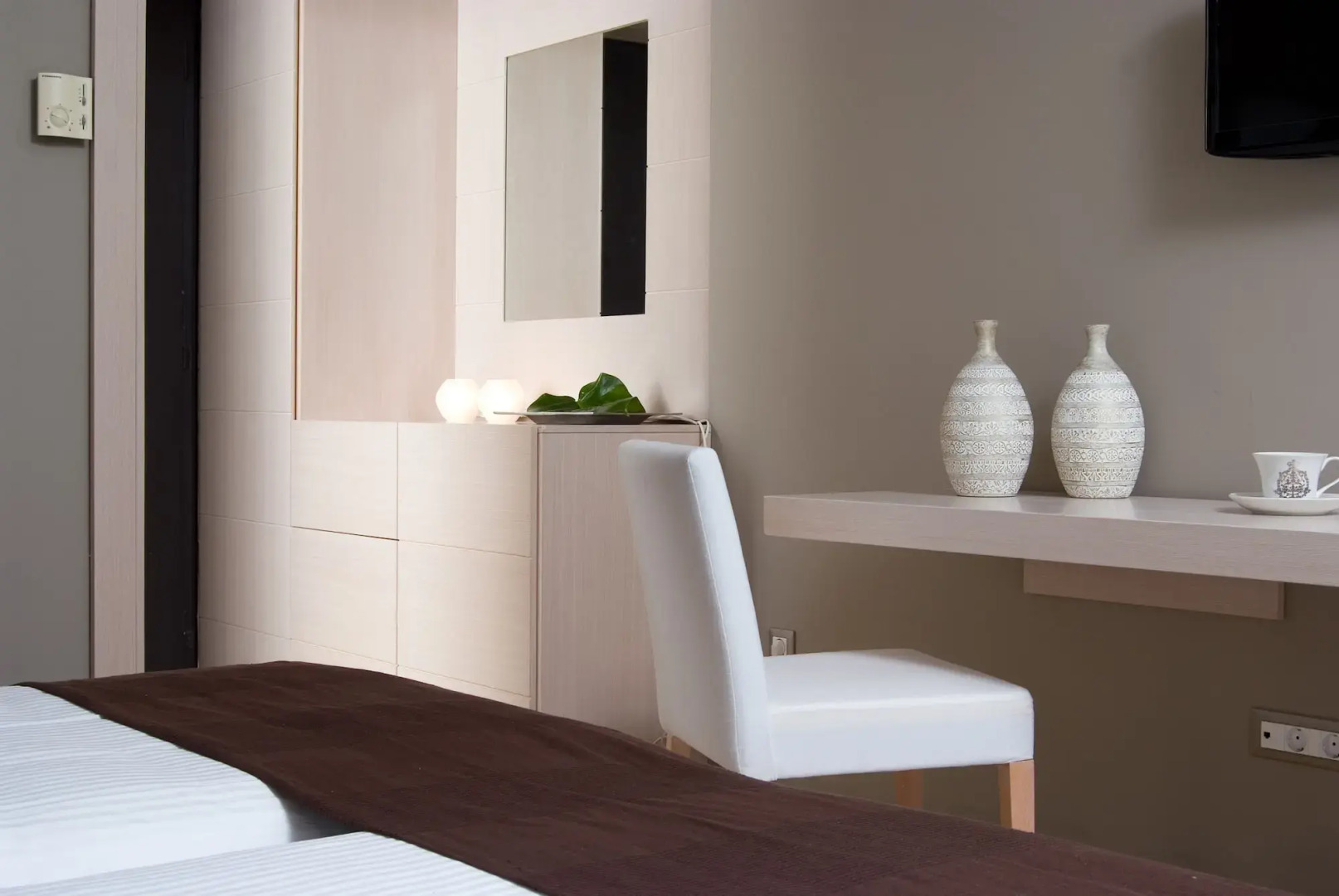 Sea View Cityscape Hotel