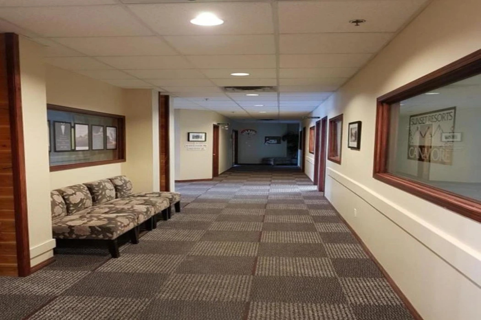 Sunset Mountain Inn and Spa